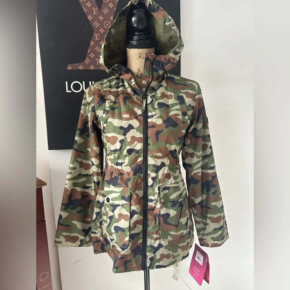 🆕Hawke & Co. Outfitter Girls Camo Hooded Windbreaker
